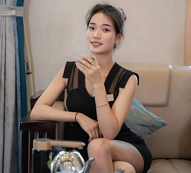 华纳公司 VIP 客服